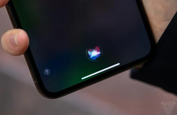 如何在 iOS 14.5 中更改 Siri 的声音