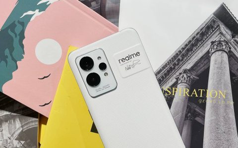 Realme GT2 Pro屏幕大小（Realme值得买吗）