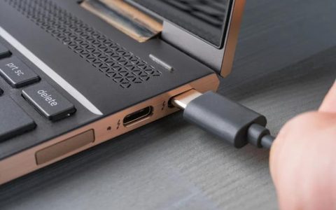 什么是USB-C接口（使用USB-C充电更快）