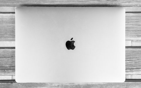 如何从无法打开的苹果电脑或MacBook中恢复数据？