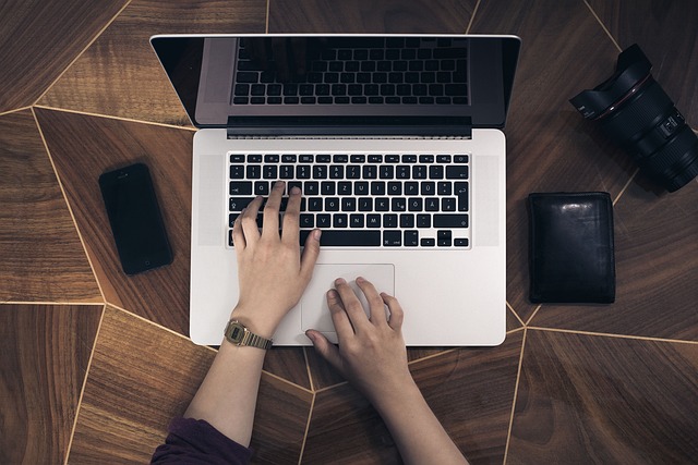 Macbook键盘失灵怎么办，苹果键盘键盘失灵解决方案