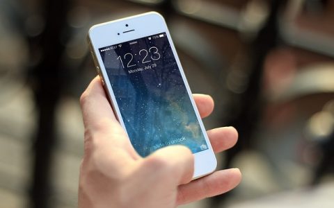 iPhone13怎么使用截屏功能（苹果13截图快捷键）