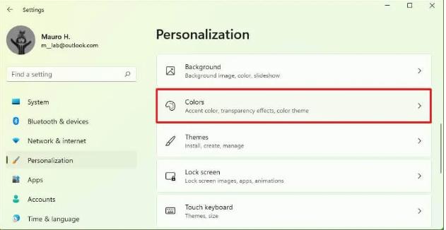 如何在Windows11上更改开始菜单和任务栏颜色