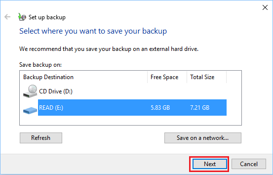 选择备份驱动器以保存 Windows 10 计算机的系统映像