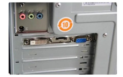 声卡上的三个接口都是什么啊?它们各有什么作用