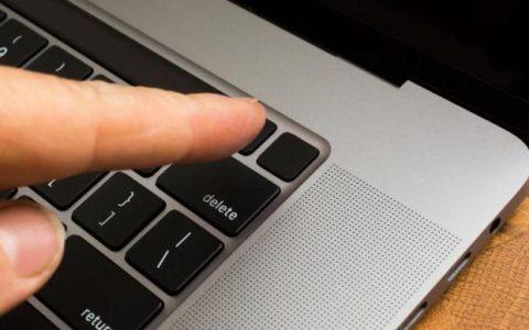 如何在出售旧MacBook之前将其恢复出厂设置