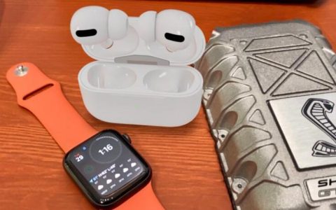 如何更新AirPods（苹果耳机更新固件方法教程）