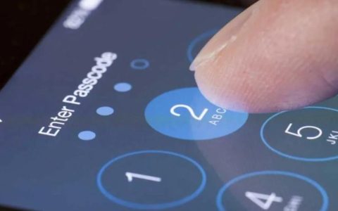 在将手机送修之前，您应该做什么？