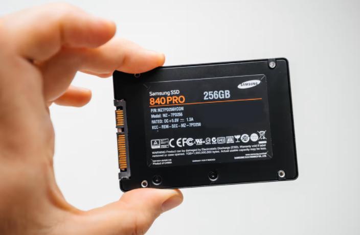 256GB SSD固态硬盘是什么意思?