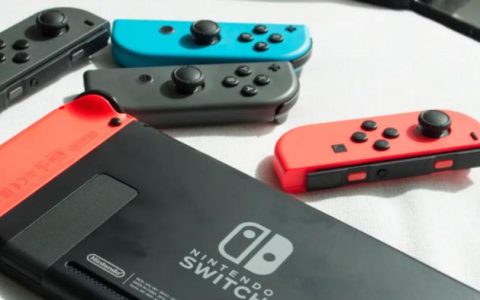 如何为Nintendo Switch手柄充电（快捷方法）