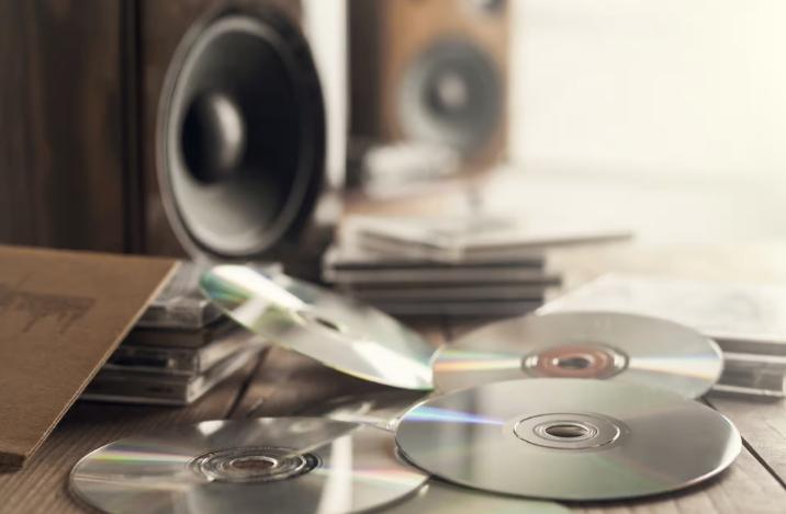 CD的最大存储容量是多少？CD光盘的标准存储容量
