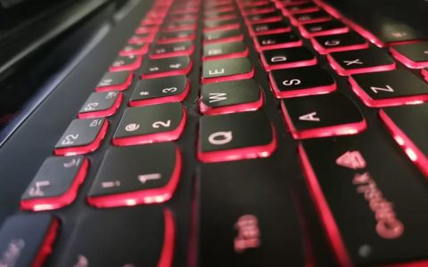 联想笔记本电脑键盘怎么亮起来（激活联想键盘背光）