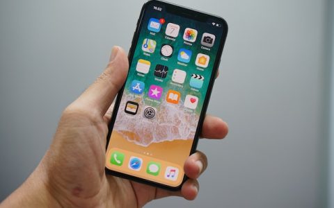 如何在iPhone上卸载和隐藏应用程序