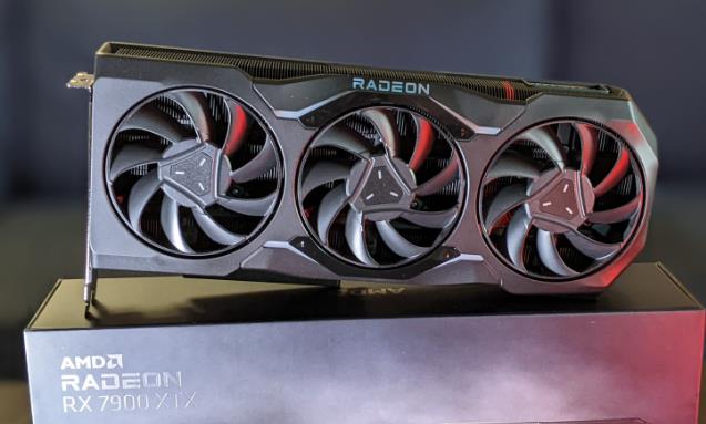 AMD Radeon RX 7900 XTX与RX 7900 XT：有什么区别？